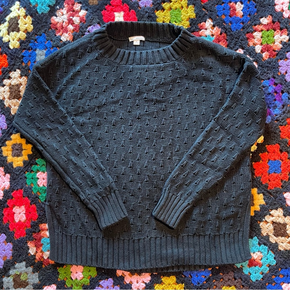 GAP Men's Dark Gray Crewneck Sweater